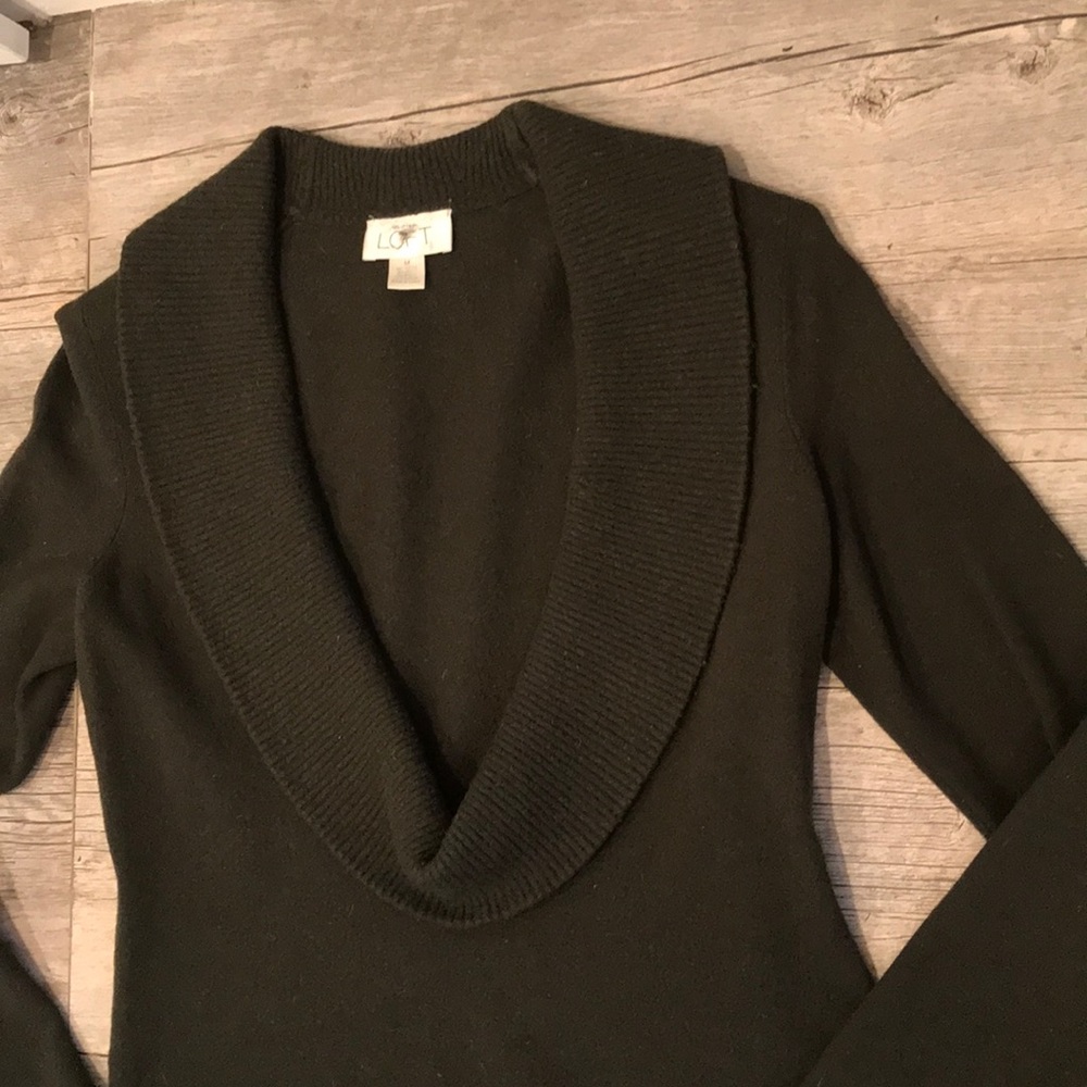 Sweater - Picture 3 of 4
